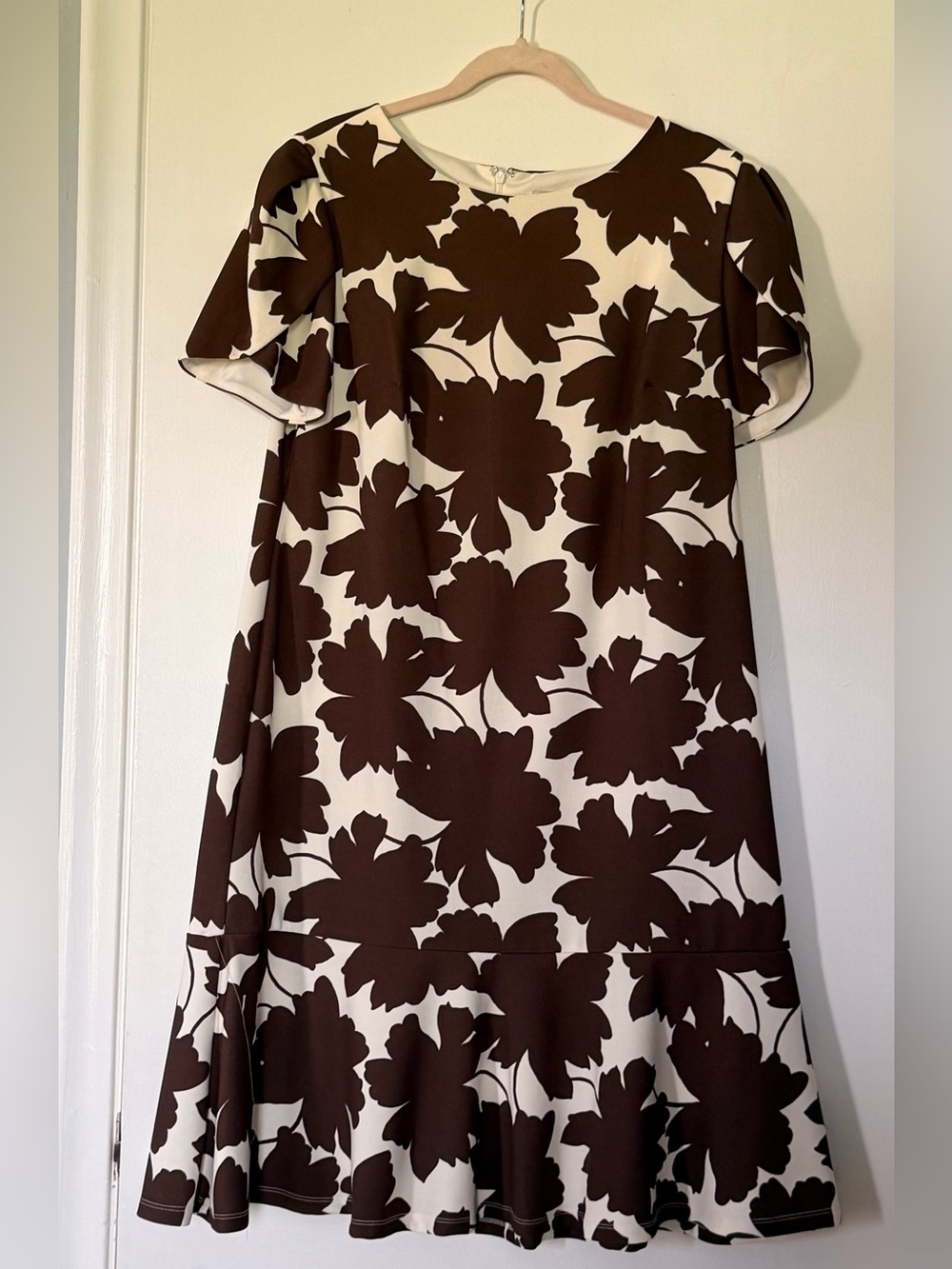 Shelby & Palmer Brown and Cream Long Sleeve Floral A-Line Dress